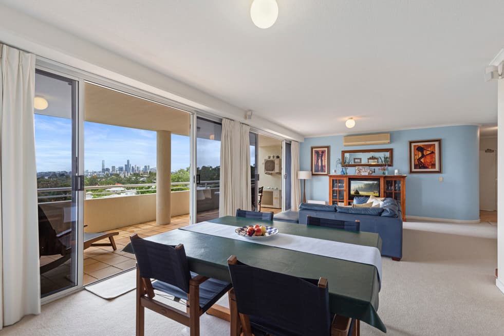 2/200 Swann Road, Taringa - Image 1
