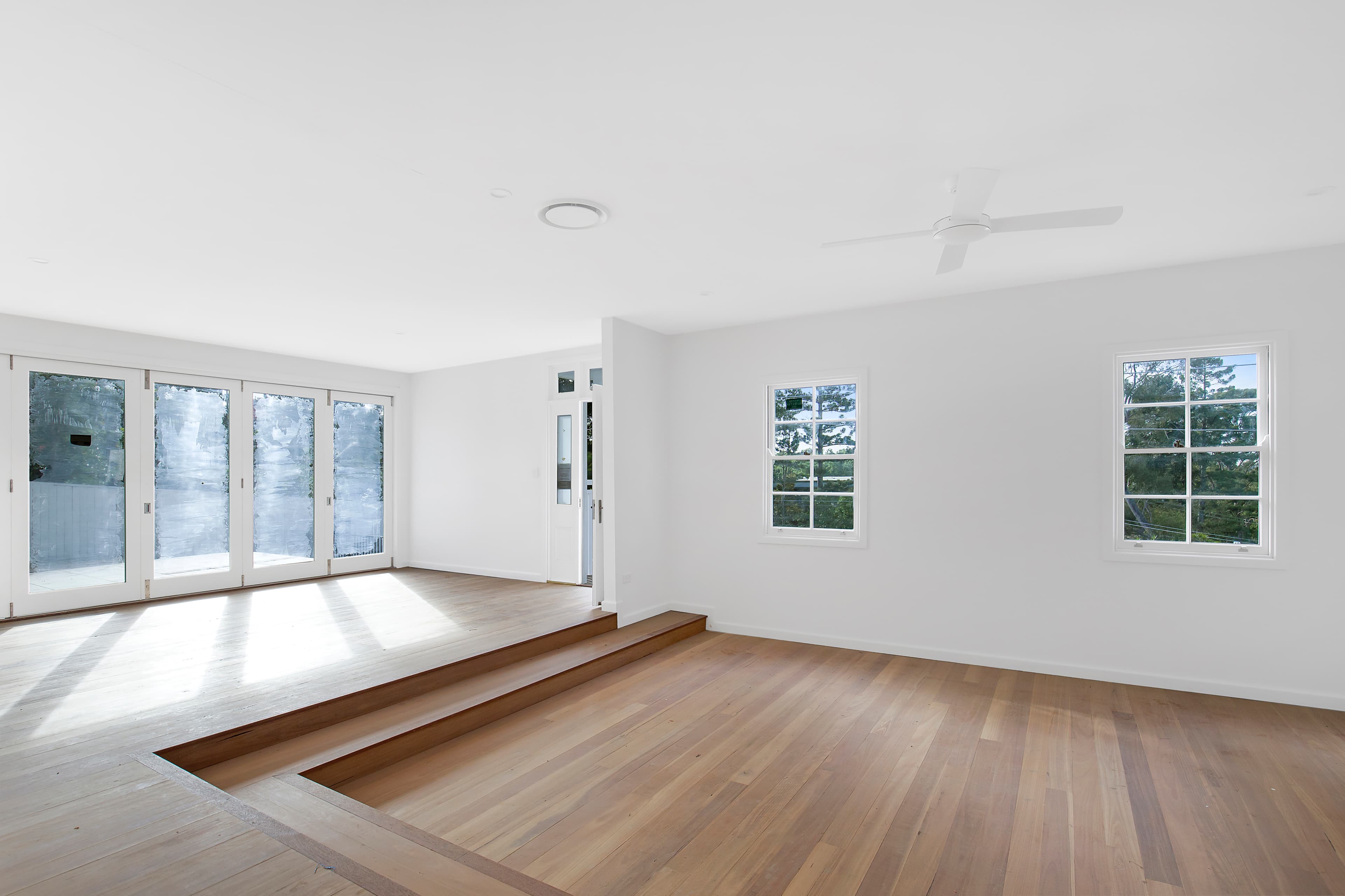 7 Graham Street, Indooroopilly - Thumbnail 4