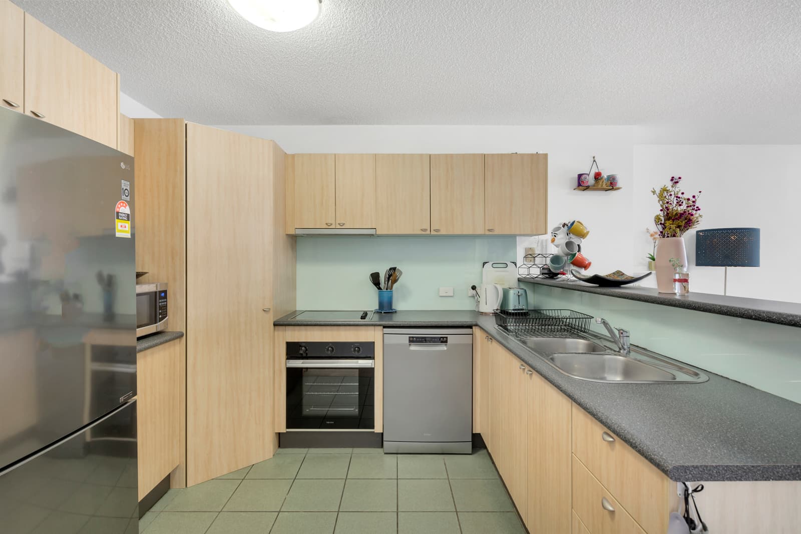 54/7 Landsborough Te..., Toowong - Thumbnail 3