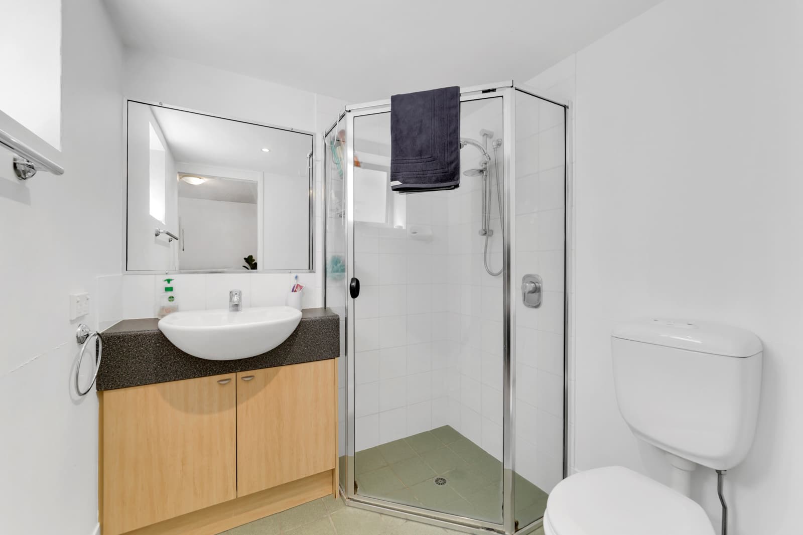 54/7 Landsborough Te..., Toowong - Thumbnail 8