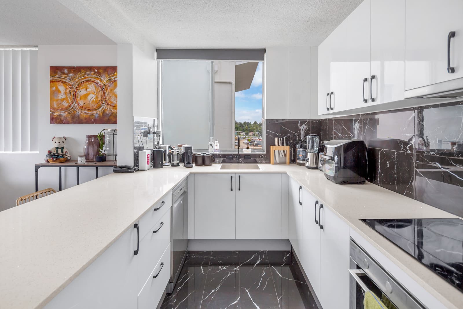 5/12 Underhill Avenu..., Indooroopilly - Thumbnail 2