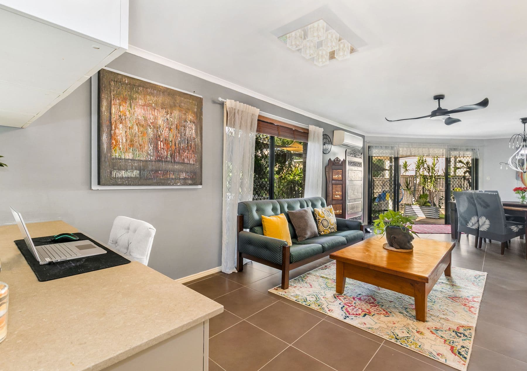 10 Woodswallow Place, Bellbowrie - Thumbnail 2