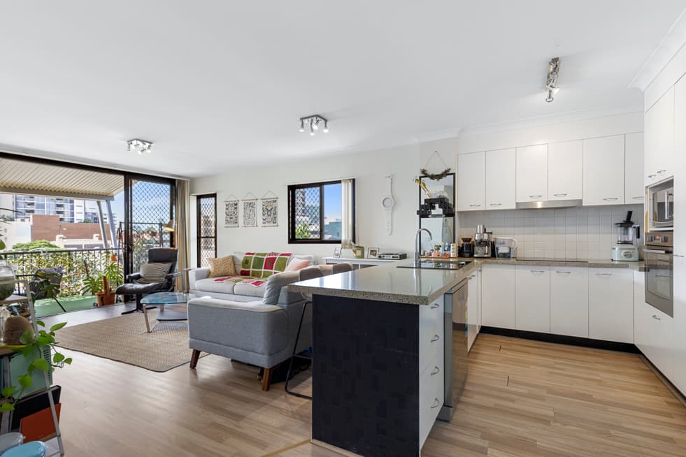 40/60 Sherwood Road, Toowong - Image 1