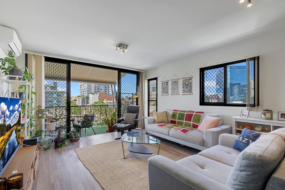 40/60 Sherwood Road, Toowong - Thumbnail 2