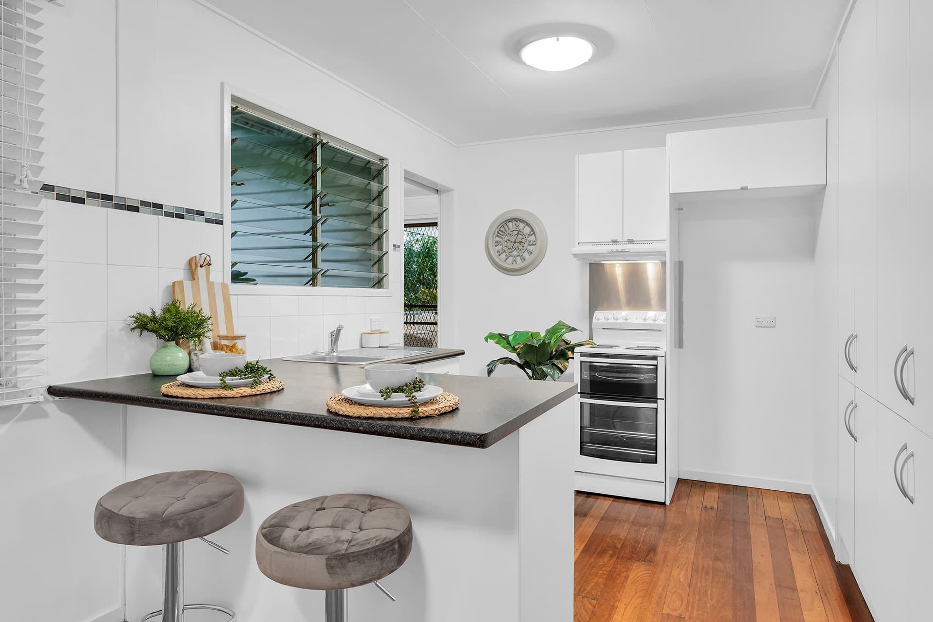 12 Burns Street, Indooroopilly - Thumbnail 4