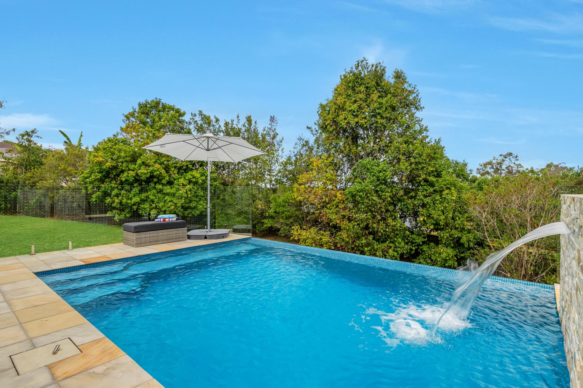 8 Cedar Wood Close, Moggill - Thumbnail 2