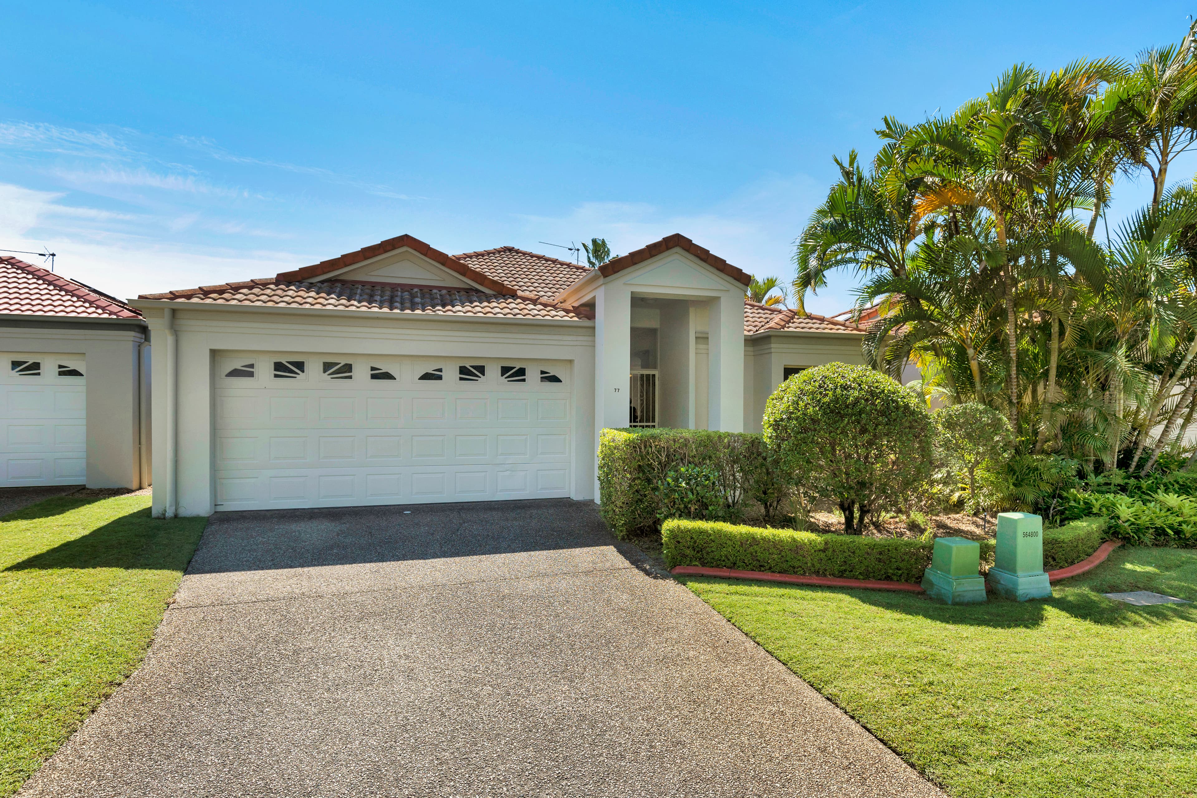 77/76 Bayview Street, Runaway Bay - Thumbnail 4