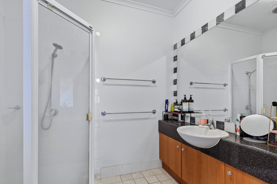 1/116 Gailey Road, St Lucia - Thumbnail 7
