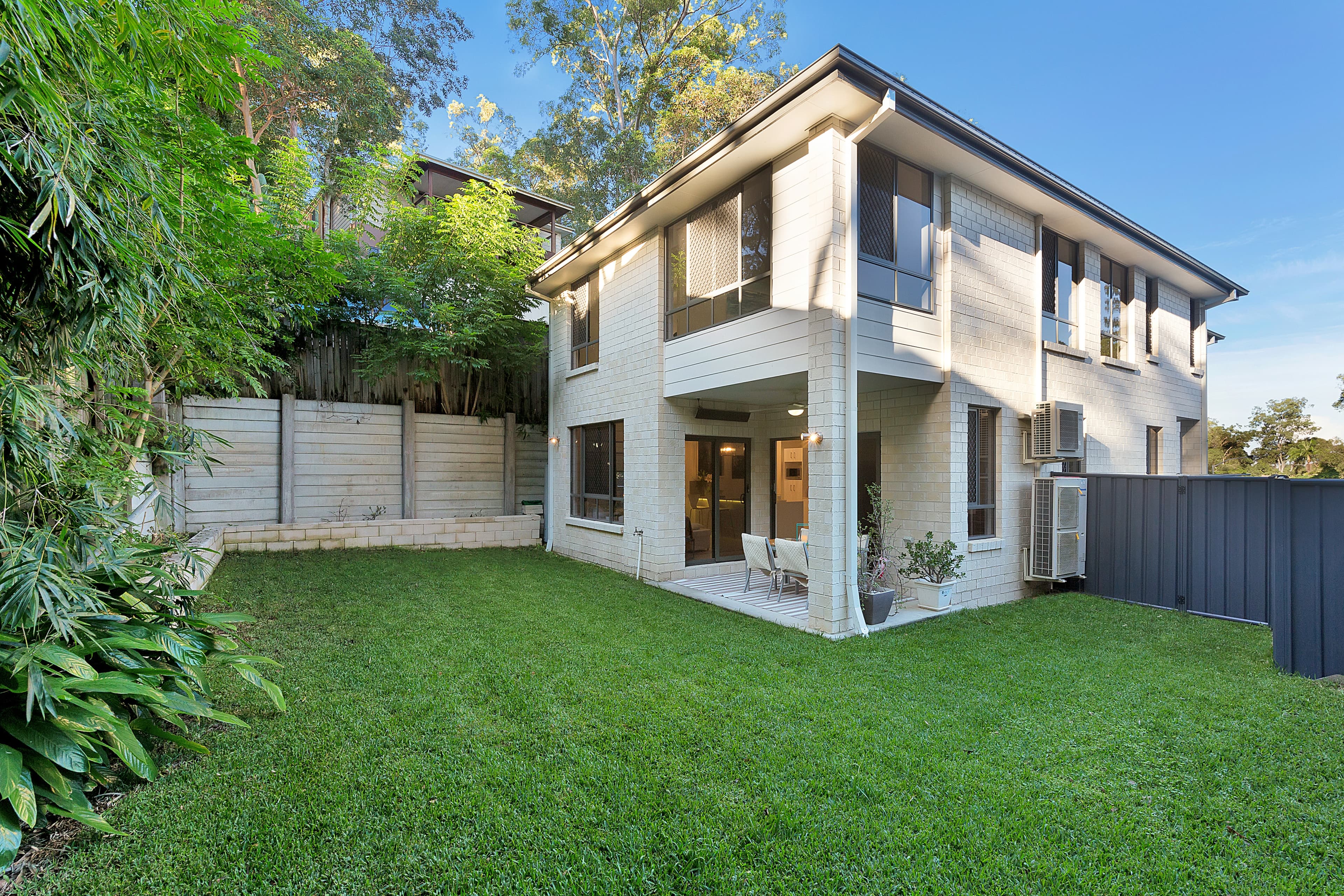 35 Tamarix Street, Chapel Hill - Image 1