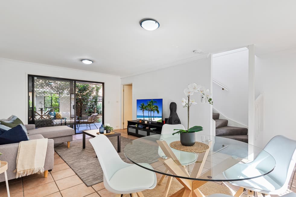 2/12 Grosvenor Road, Indooroopilly - Thumbnail 6