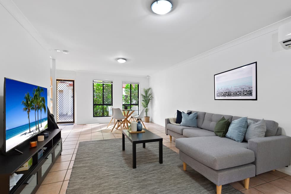 2/12 Grosvenor Road, Indooroopilly - Thumbnail 4