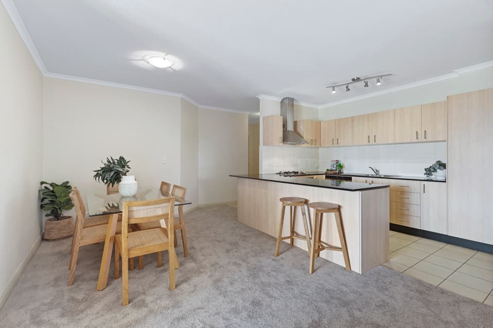 61/9 Sylvan Road, Toowong - Thumbnail 5