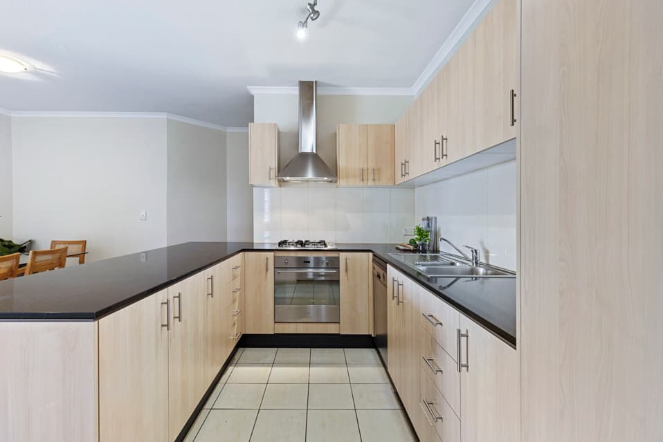 61/9 Sylvan Road, Toowong - Thumbnail 7
