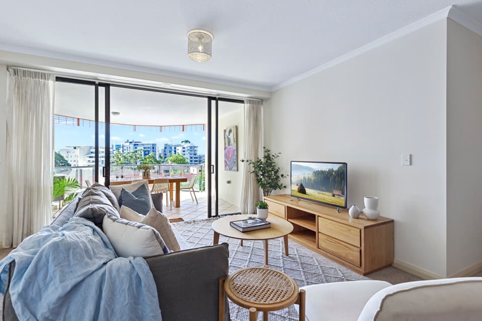61/9 Sylvan Road, Toowong - Image 1