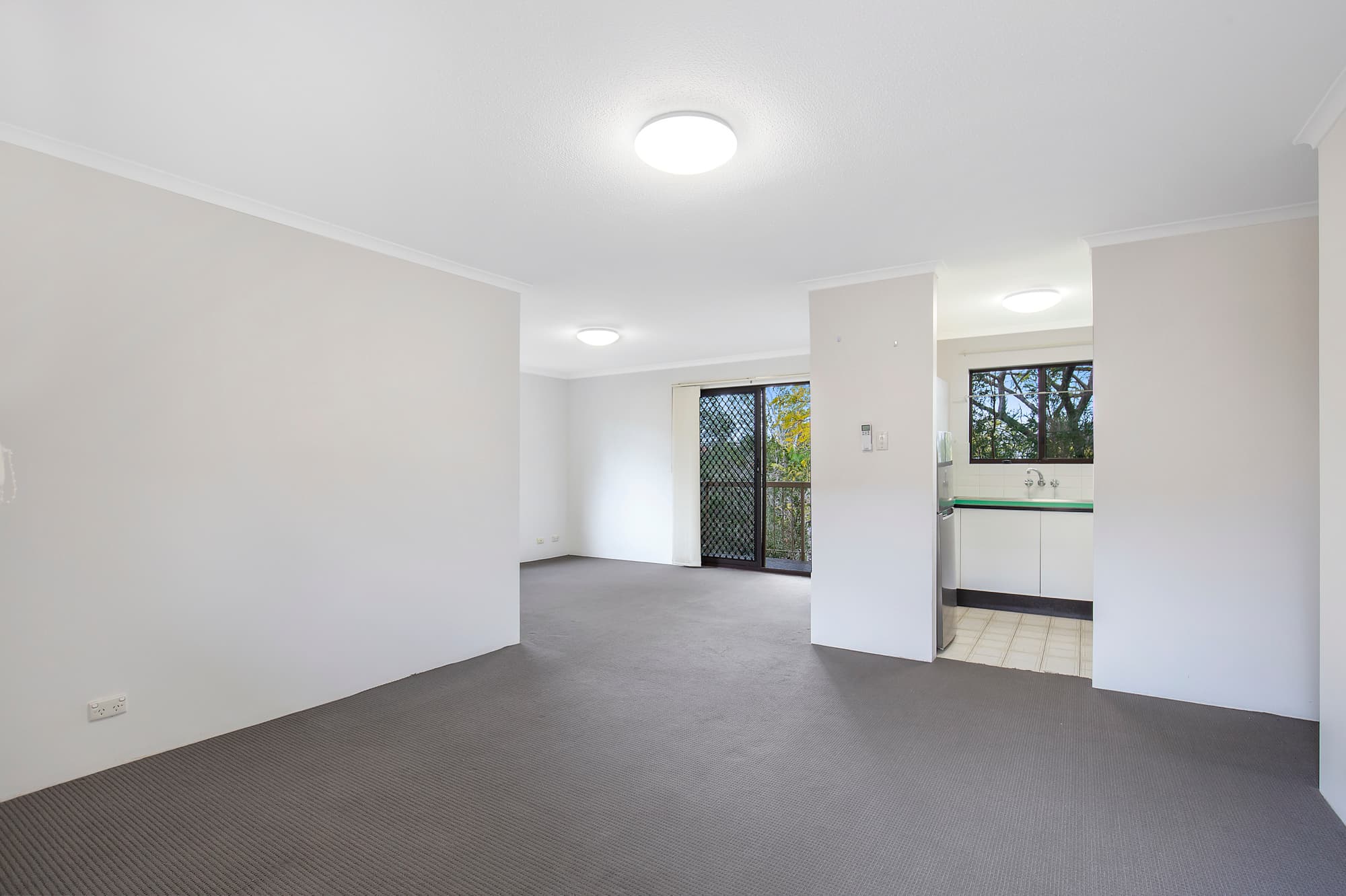 1/23 Ada Street, Taringa - Image 1