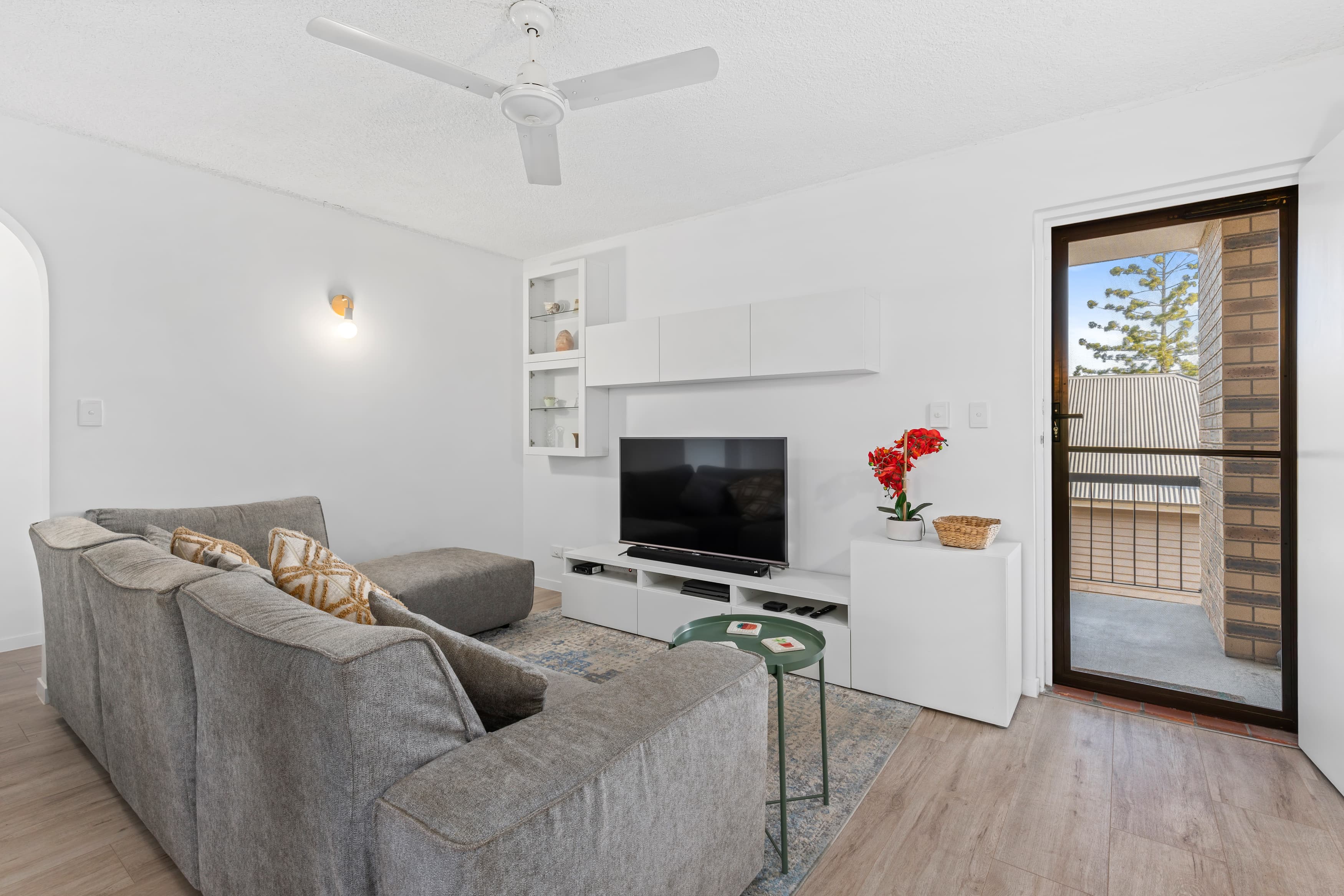 1/55 Central Avenue, Indooroopilly - Thumbnail 3