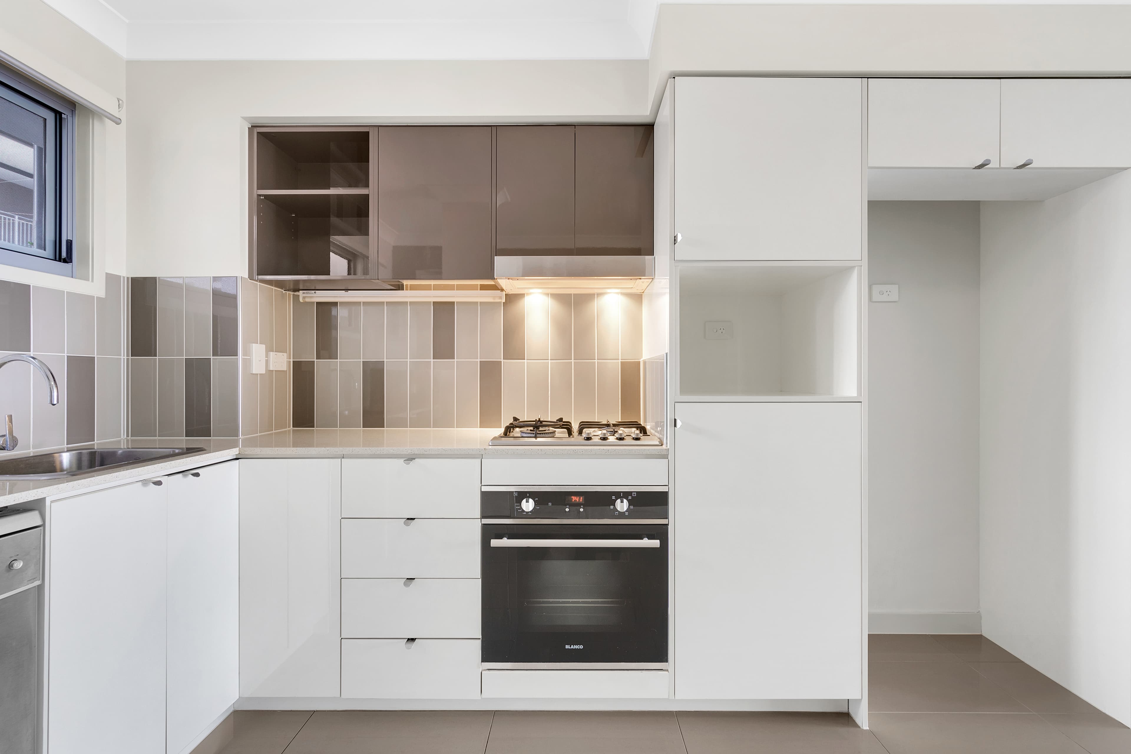 8 Hurworth Street, Bowen Hills - Thumbnail 7