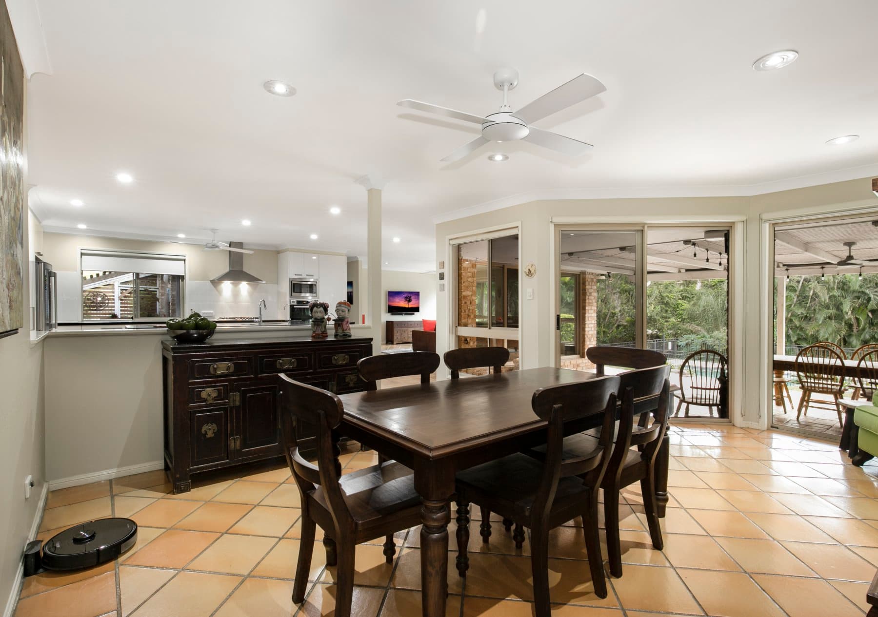 99 Pioneer Crescent, Bellbowrie - Thumbnail 2