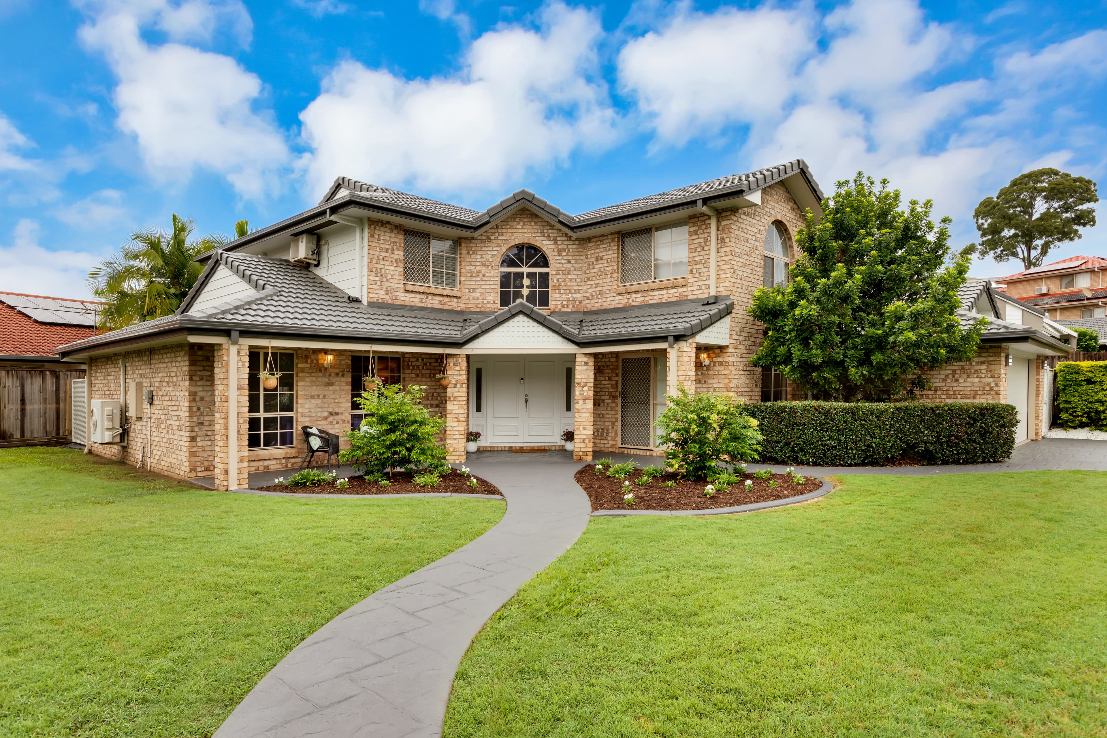 2 Geewan Place, Chapel Hill - Image 1