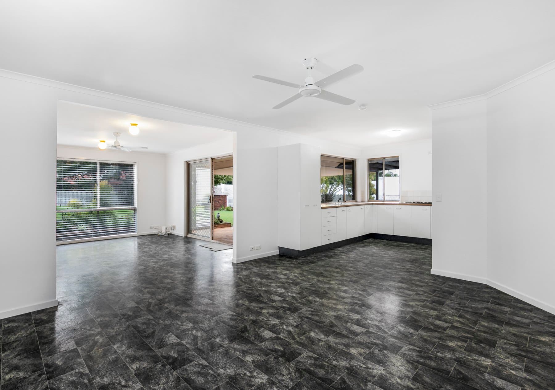29 Carinya Crescent, Karana Downs - Image 1