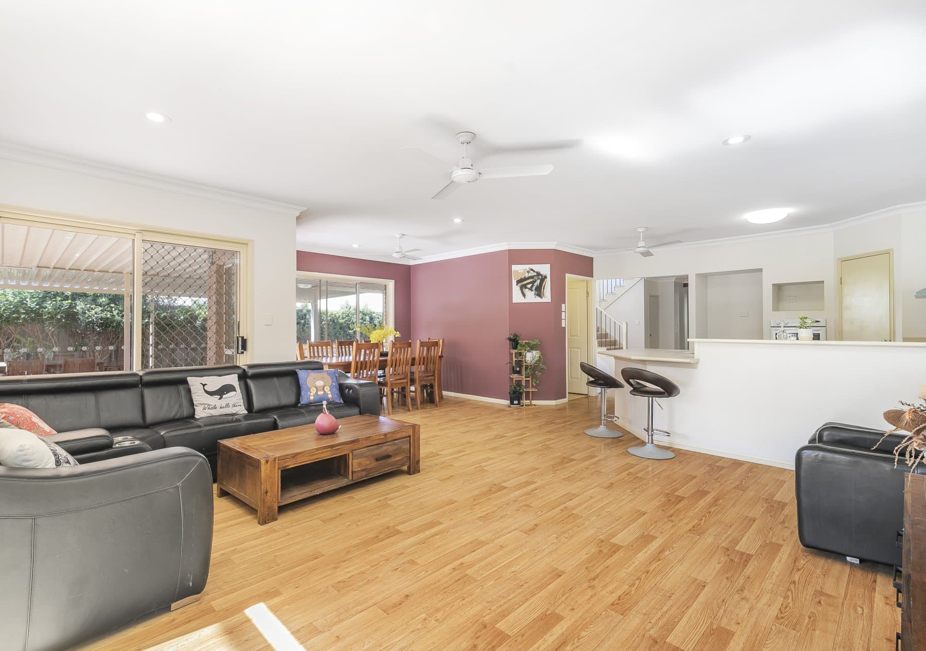 15 Crestwood Place, Moggill - Thumbnail 3
