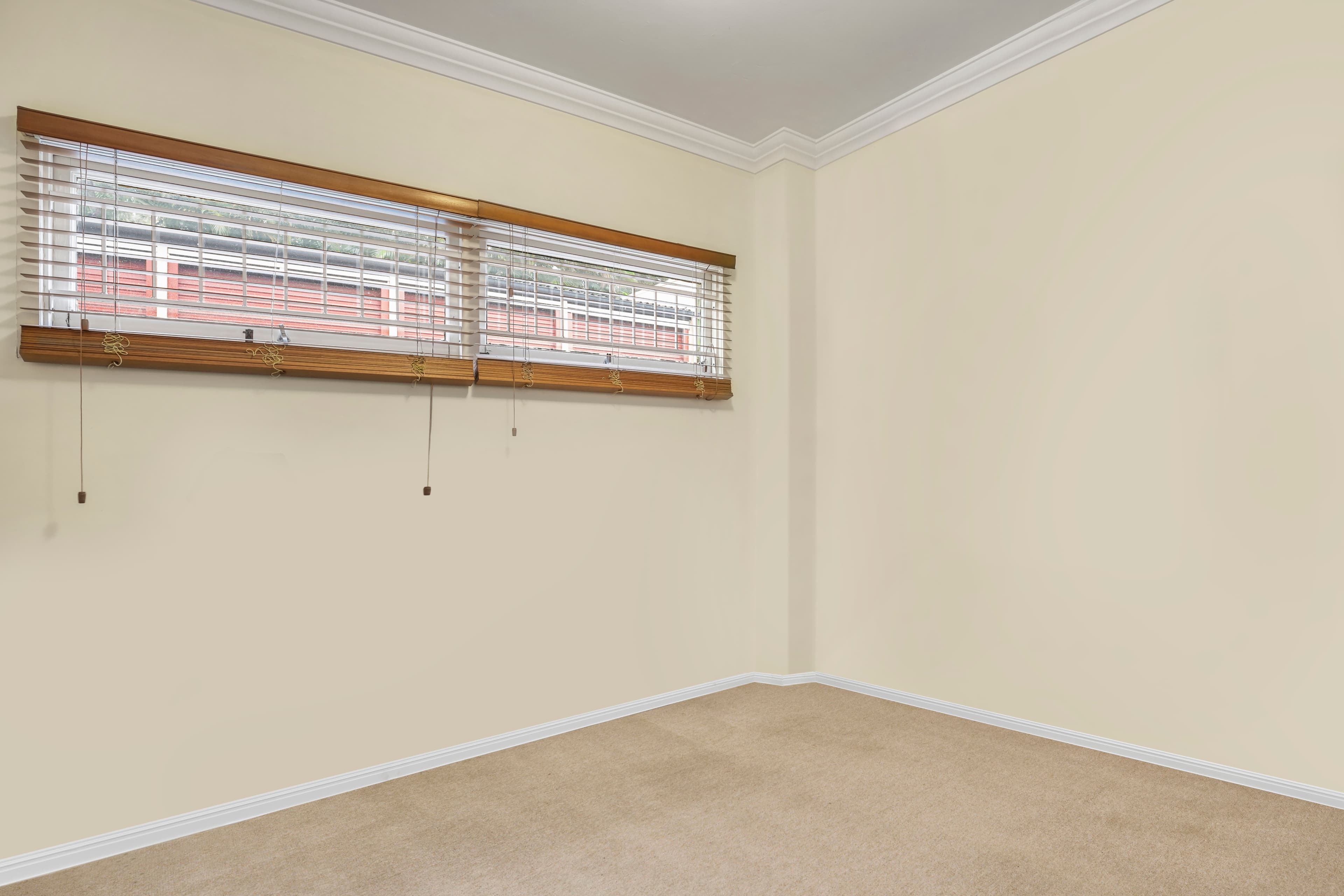 2/126 Sylvan Road, Toowong - Thumbnail 4