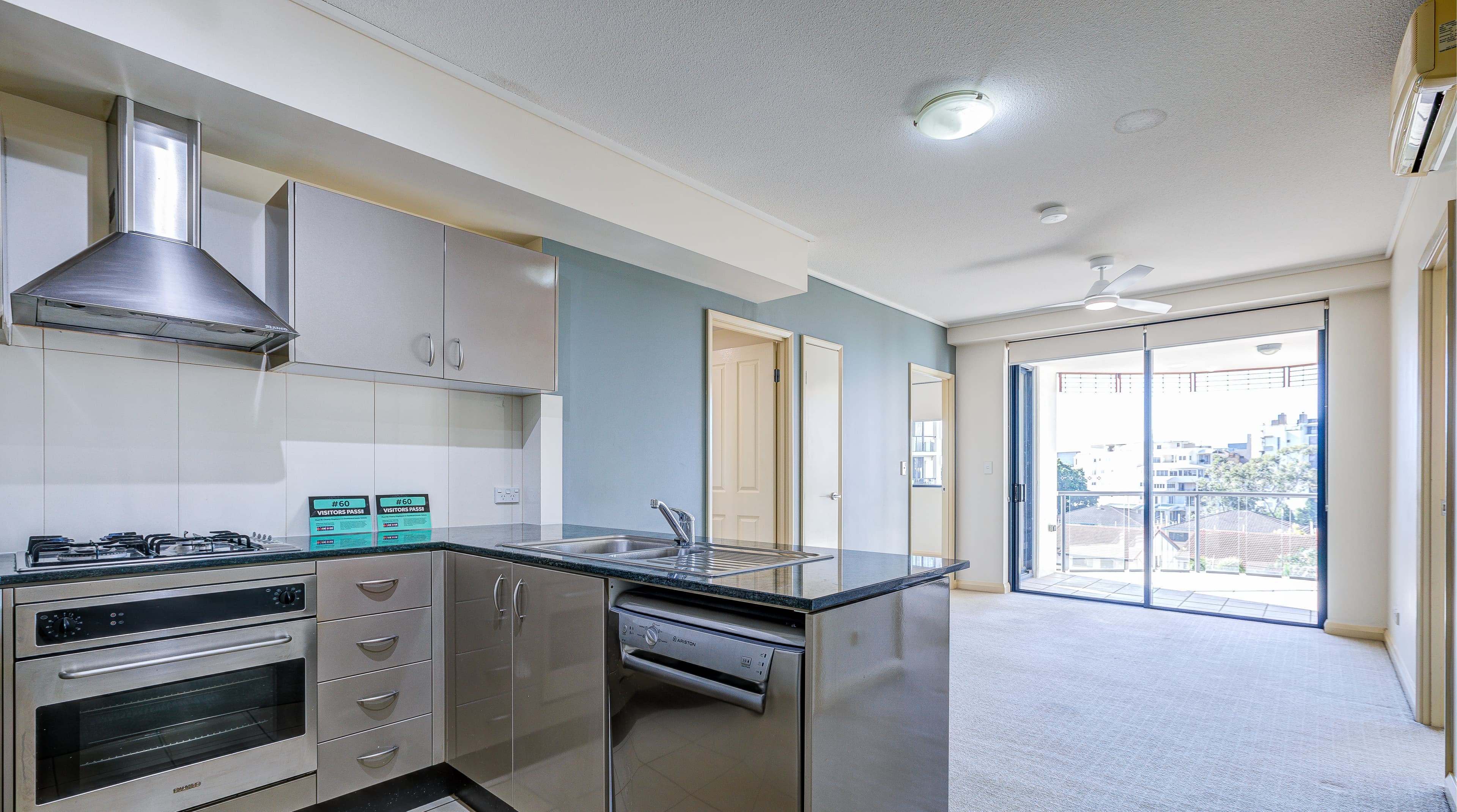 60/9 Sylvan Road, Toowong - Thumbnail 2