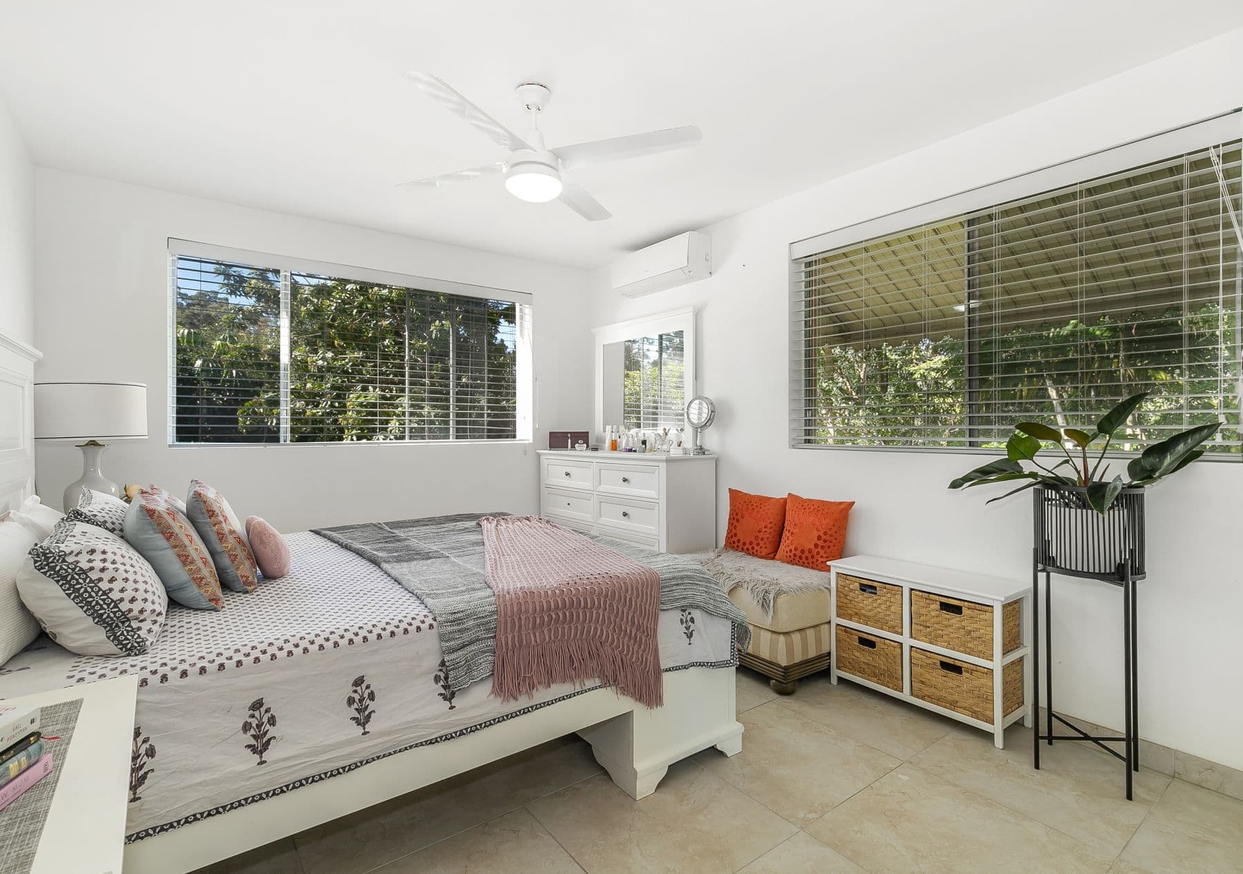 1/101 Harts Road, Indooroopilly - Thumbnail 3