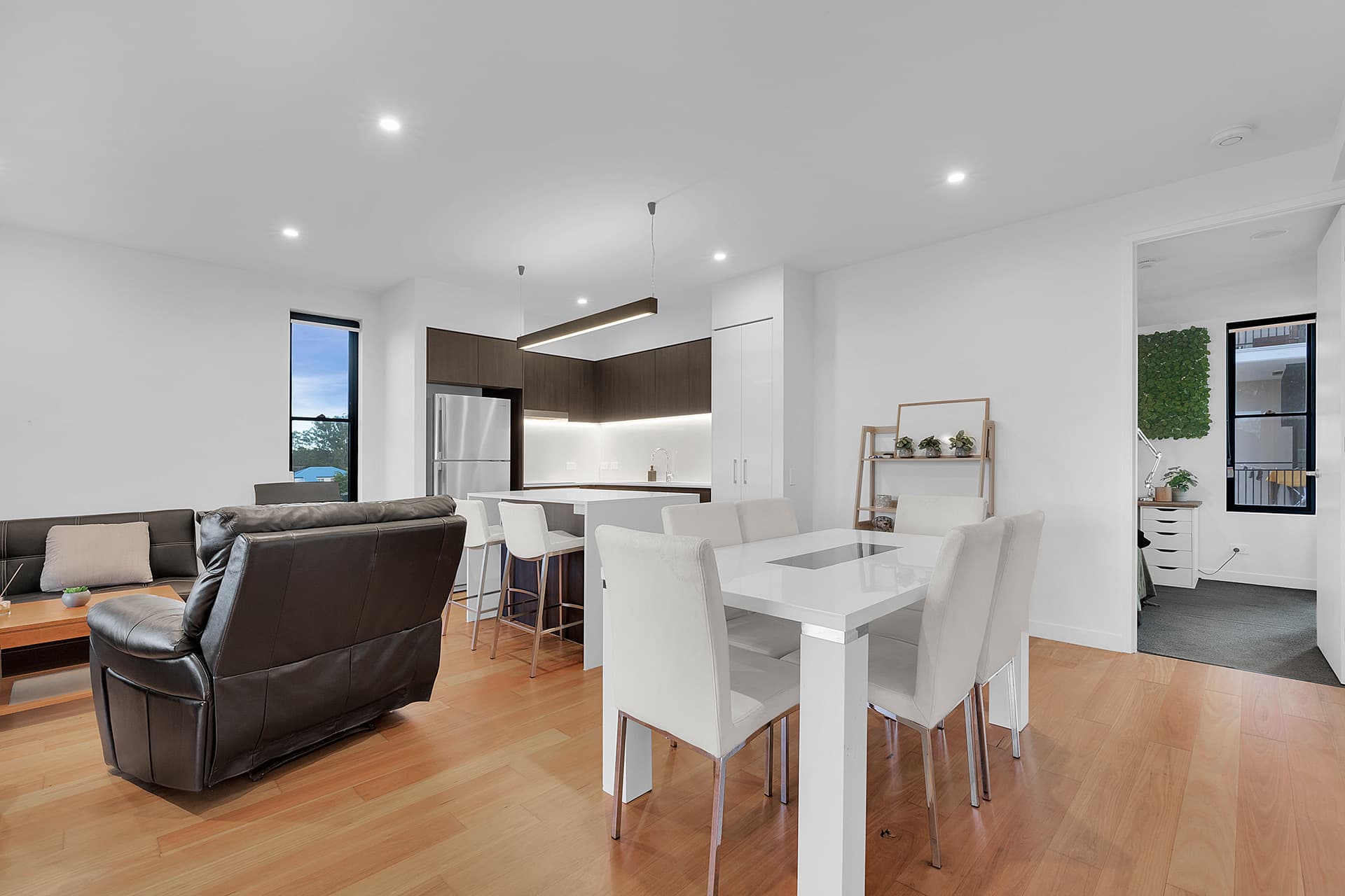 407/133 Clarence Roa..., Indooroopilly - Thumbnail 3