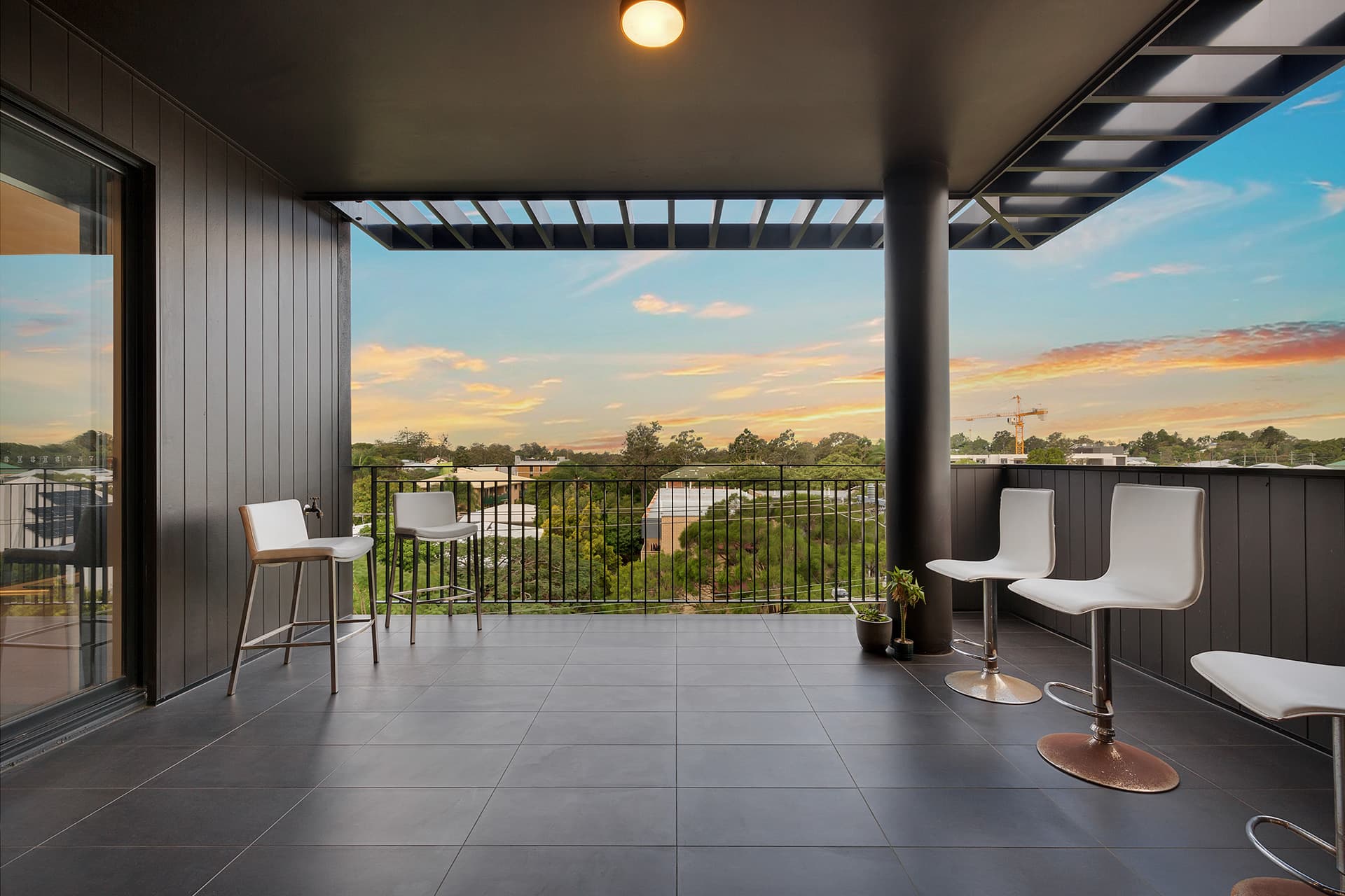 407/133 Clarence Roa..., Indooroopilly - Thumbnail 4
