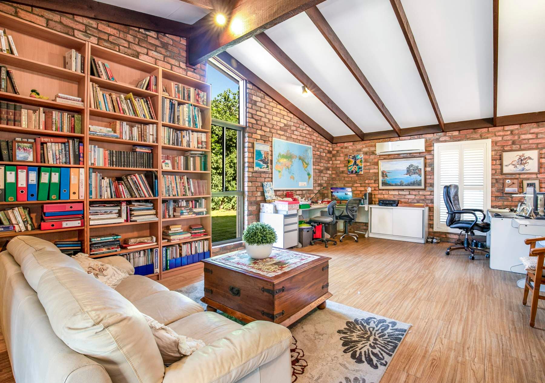 4 Jacana Court, Bellbowrie - Thumbnail 2