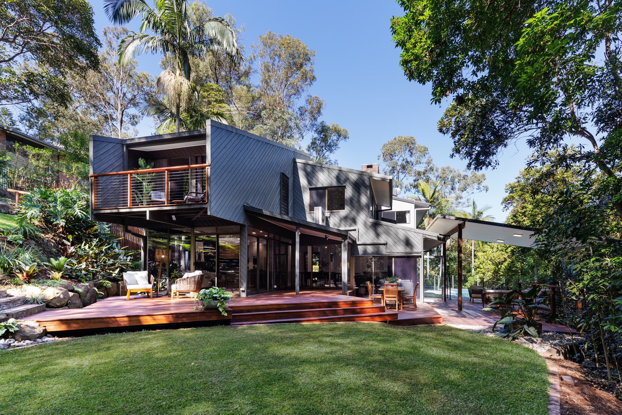 19 Narnoo Street, Chapel Hill - Image 1