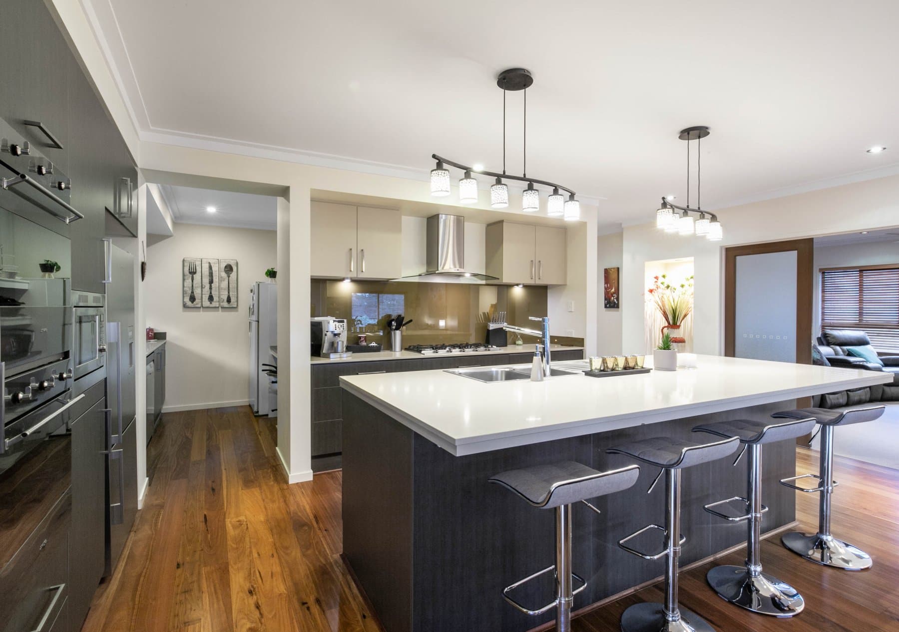 68 Paperbark Circuit, Moggill - Thumbnail 2