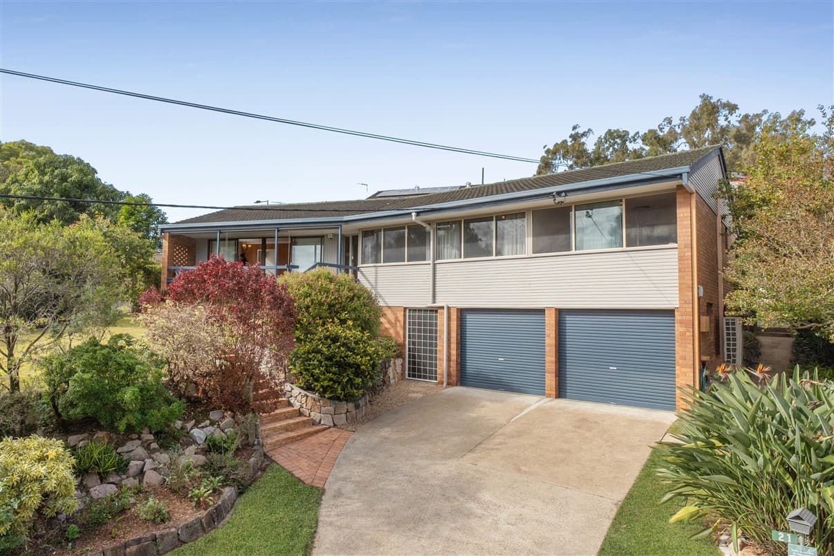21 Arakoola Street, Jindalee - Image 1