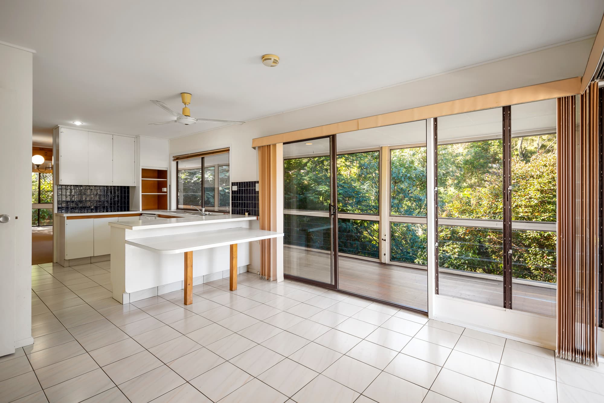 7 Alenola Street, Chapel Hill - Thumbnail 4