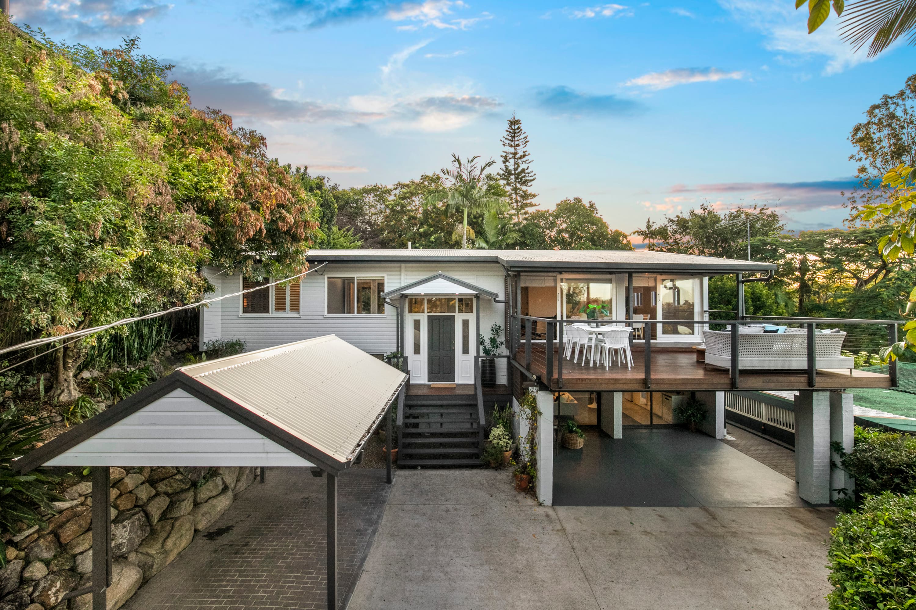 14 Belsize Street, Kenmore - Image 1