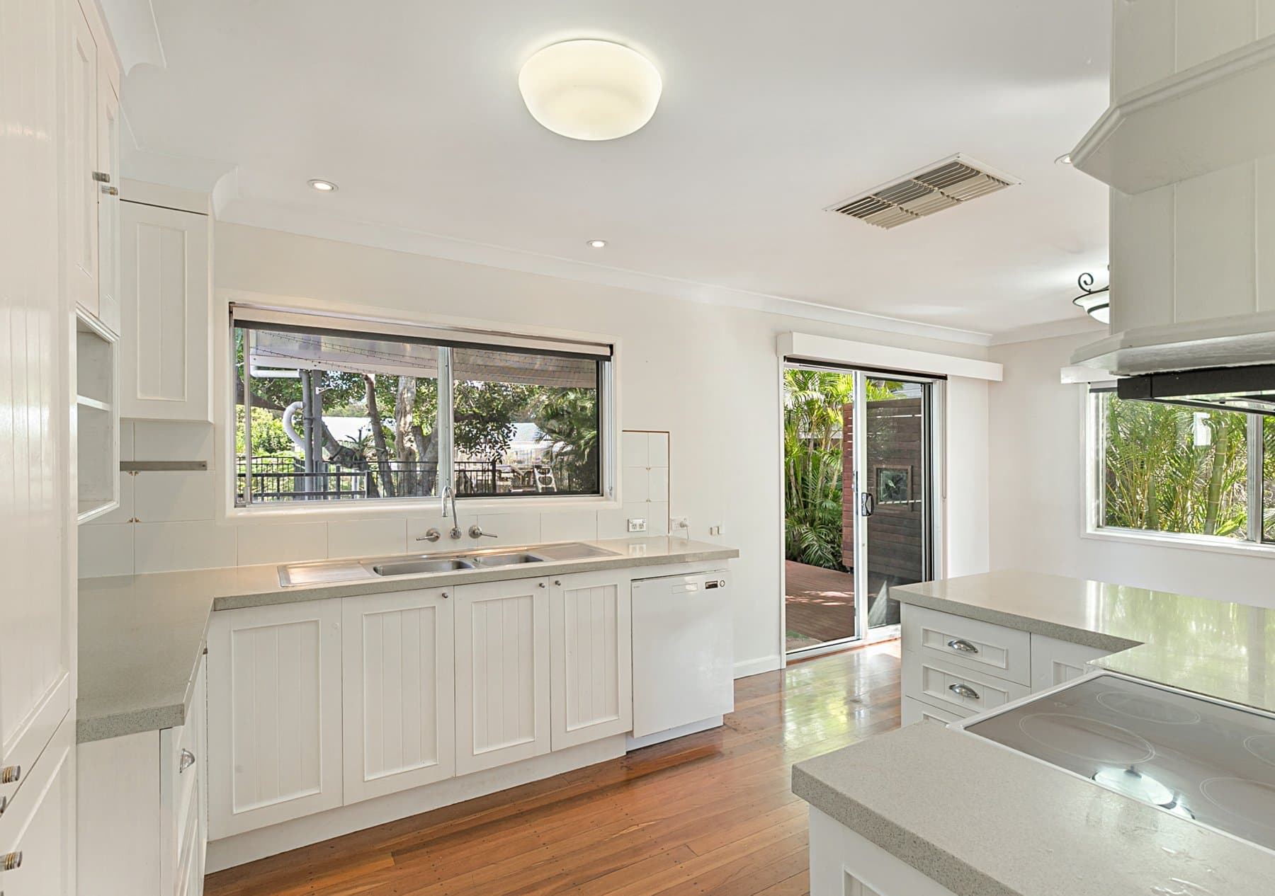 7 Furlong Street, Indooroopilly - Thumbnail 4