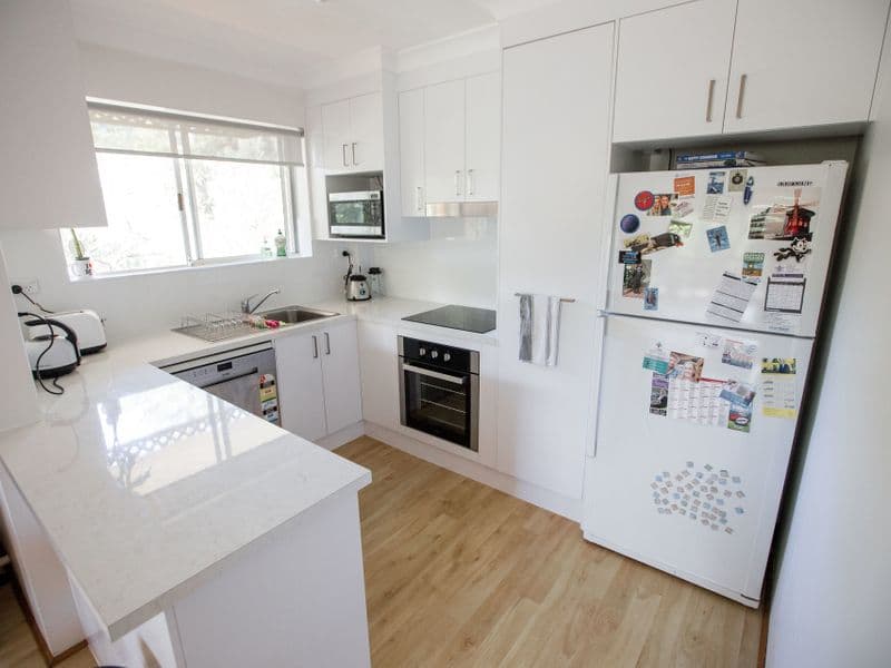 1/10 Alpha Street, Taringa - Image 1