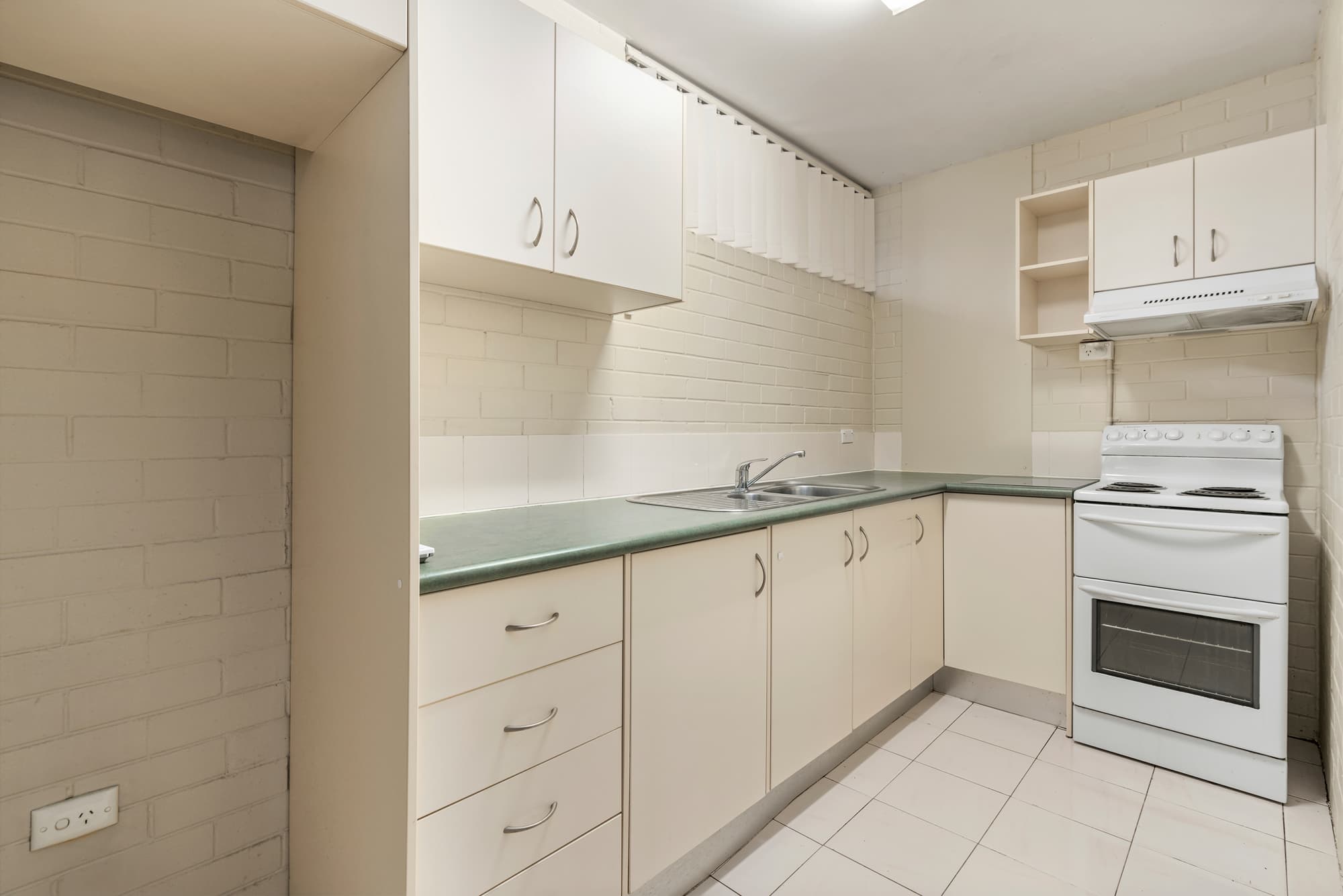 3/16 Jephson Street, Toowong - Thumbnail 3