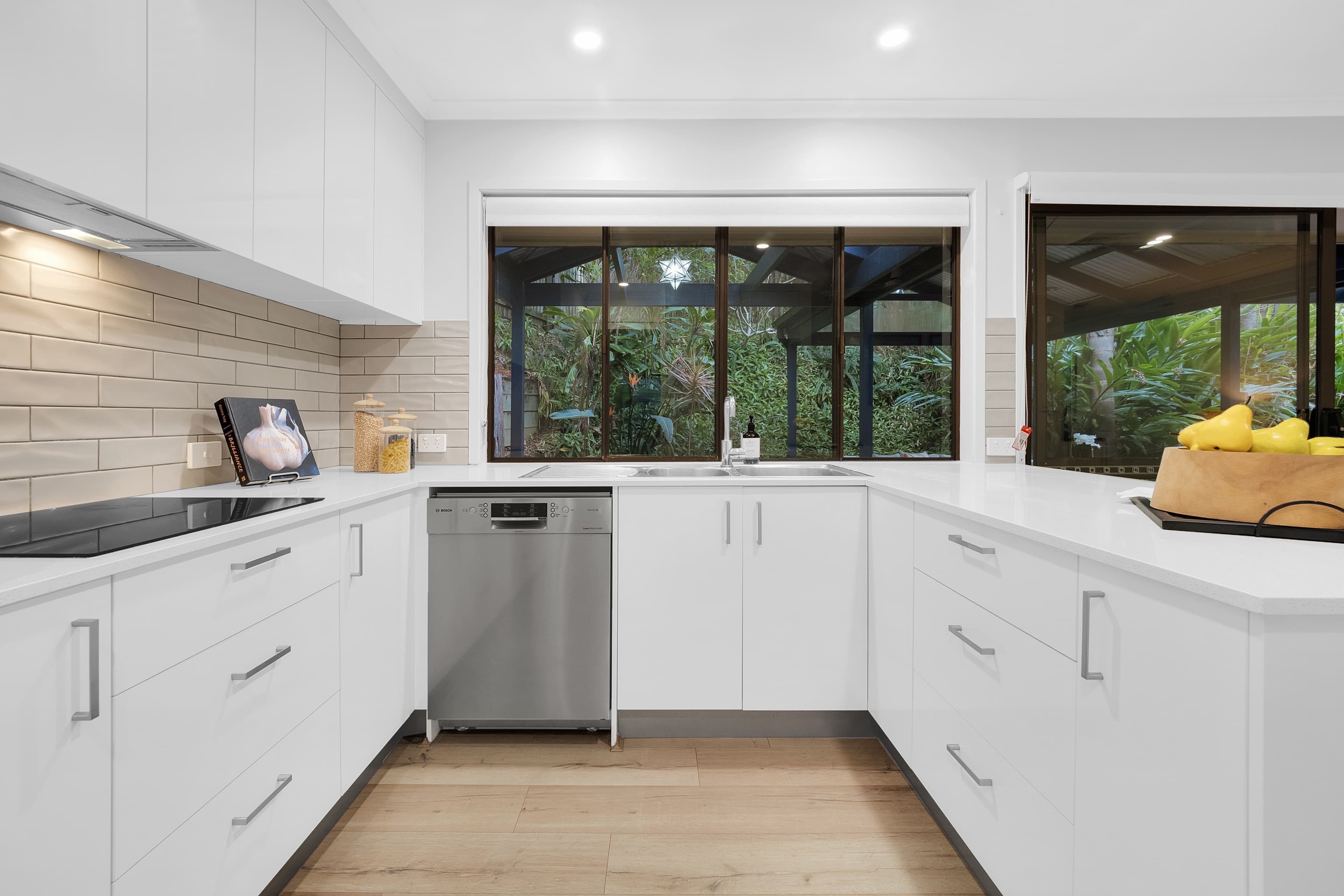 23 Burrumbuck Street, Chapel Hill - Thumbnail 8