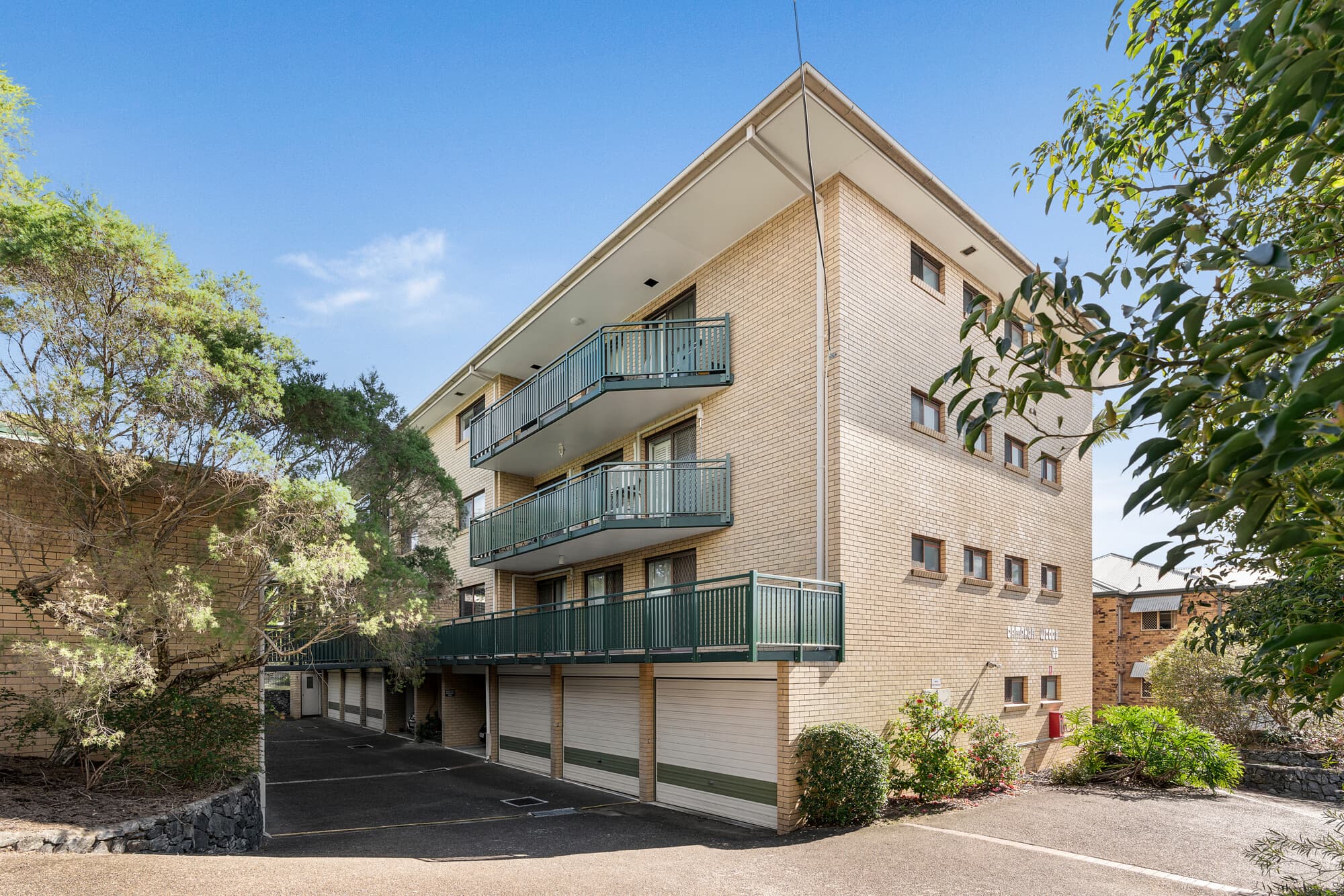 2/123 Central Avenue, Indooroopilly - Image 1