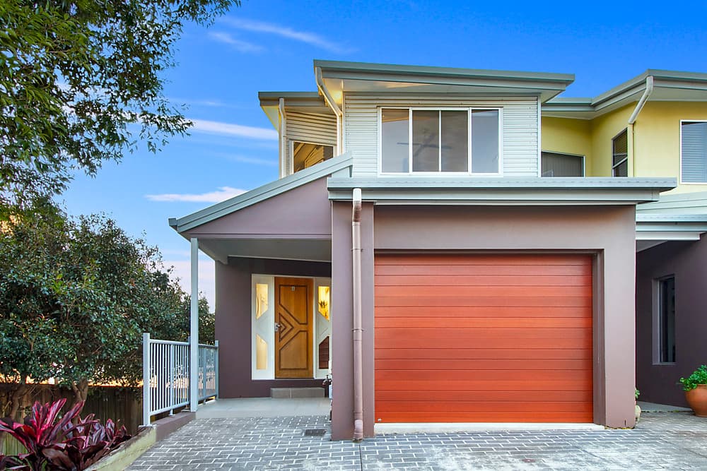 2/21 Villa Street, Annerley - Image 1
