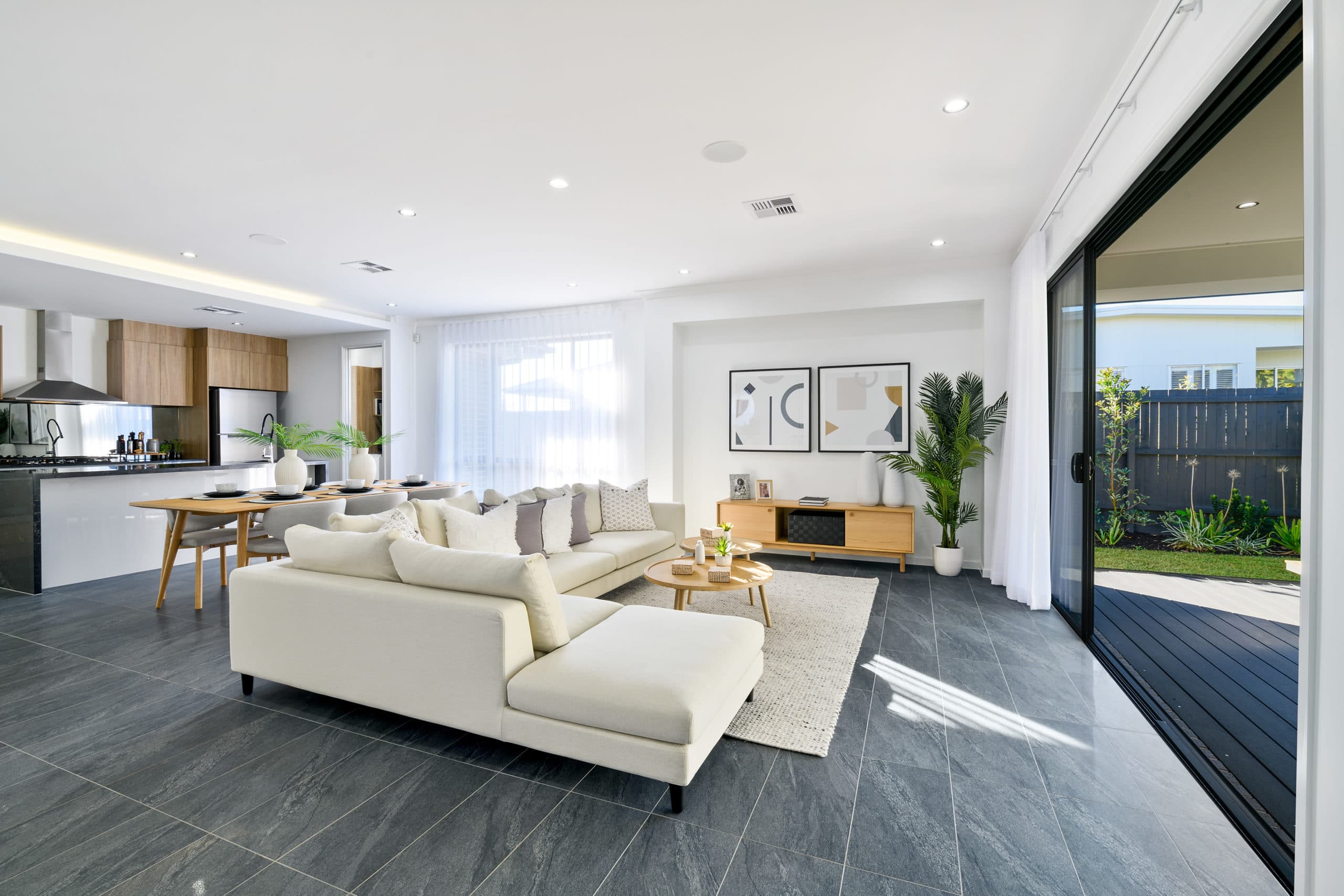 15 Houston Street, Spring Mountain - Thumbnail 3