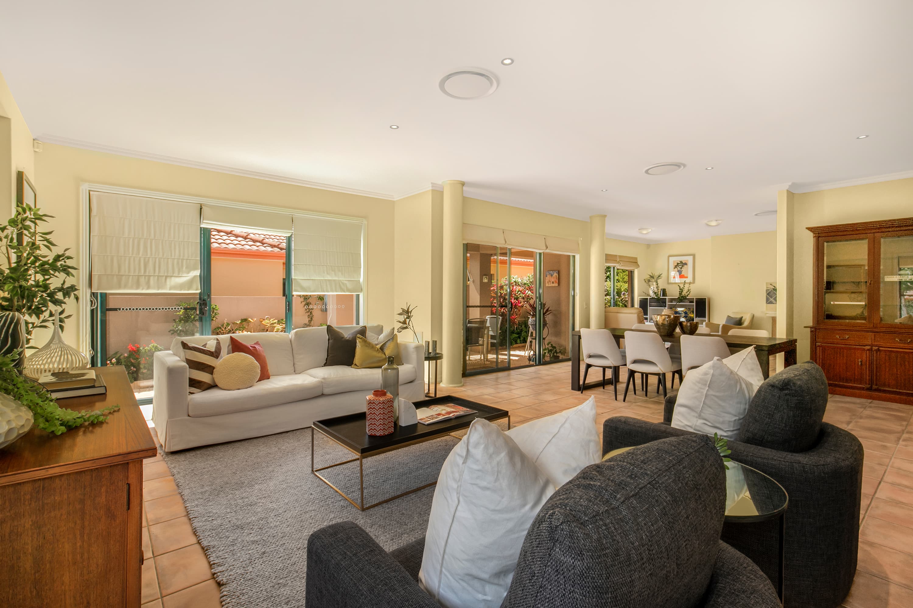 9/56 Kersley Road, Kenmore - Thumbnail 2