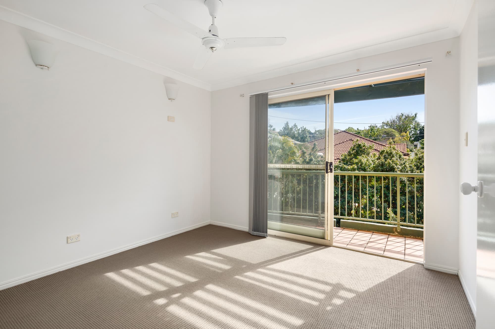 5/124 Carmody Road, St Lucia - Thumbnail 6