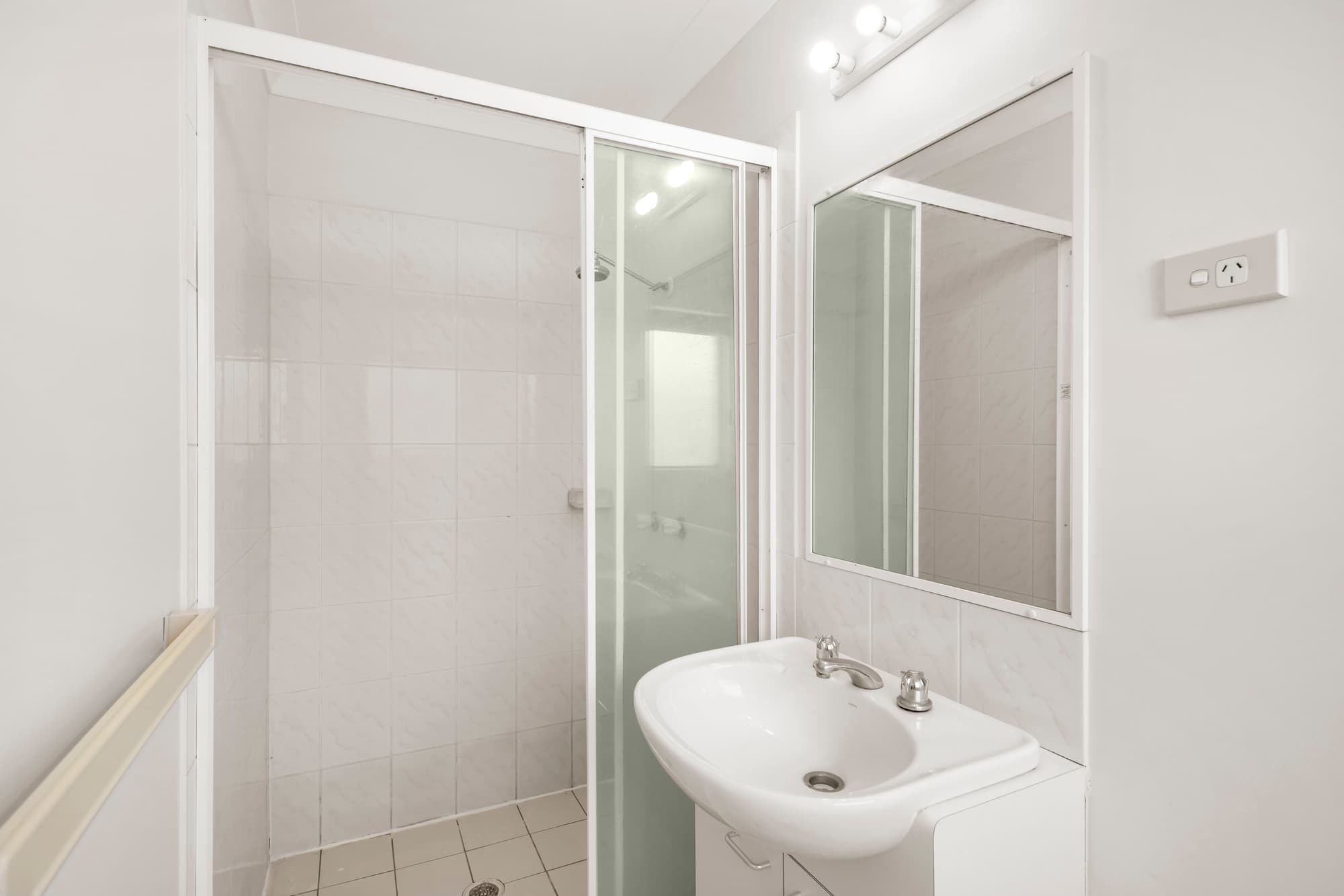 5/124 Carmody Road, St Lucia - Thumbnail 7