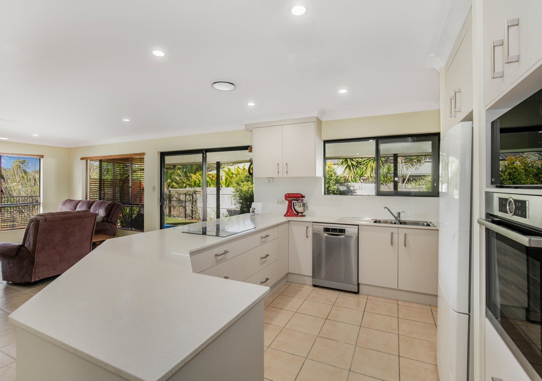 14 Dalewood Place, Moggill - Thumbnail 2