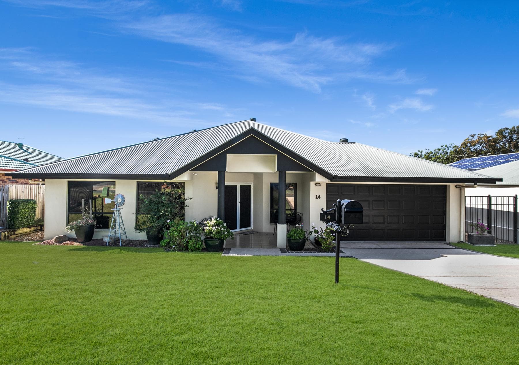 14 Dalewood Place, Moggill - Image 1