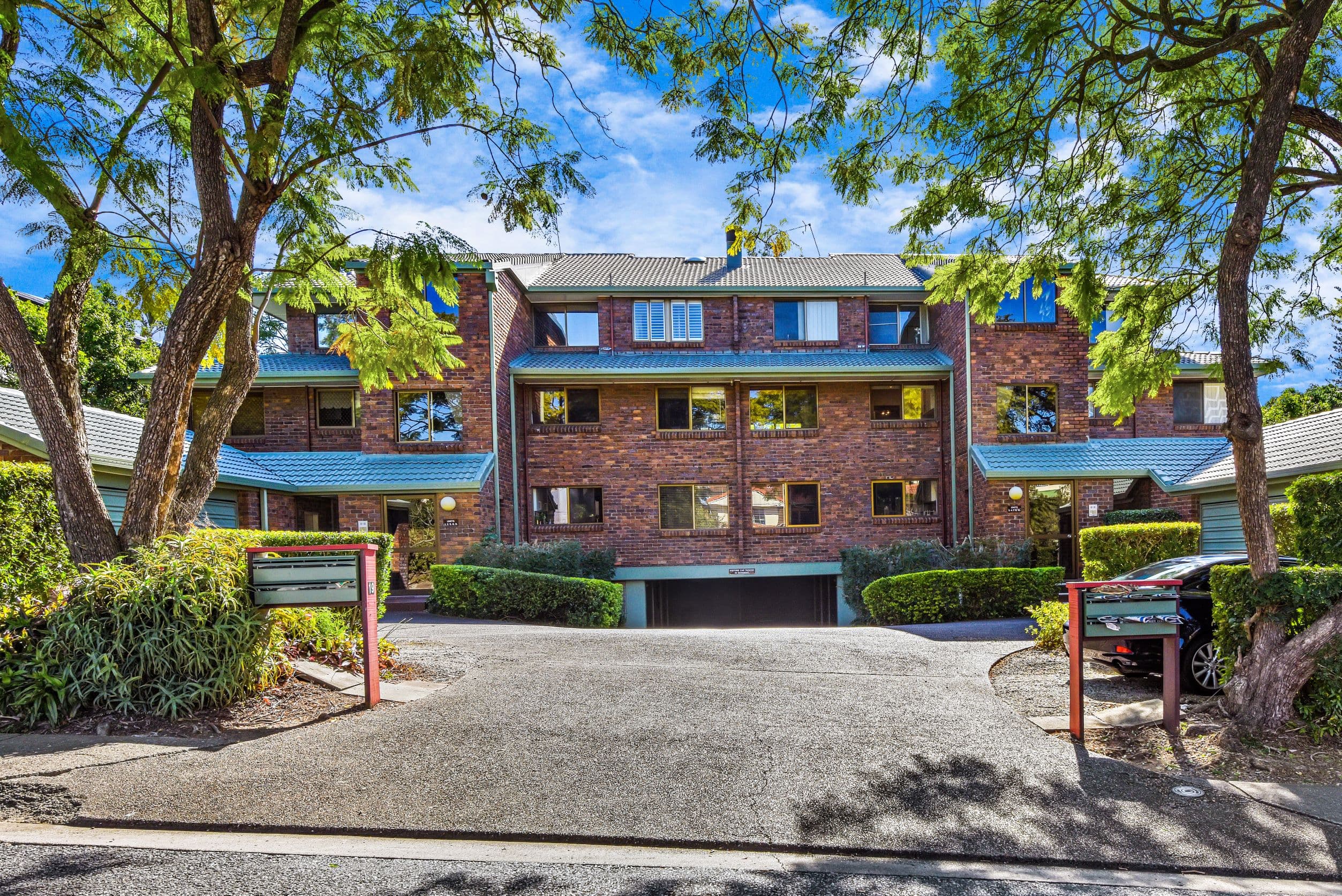 7/19 Maryvale Street, Toowong - Thumbnail 4