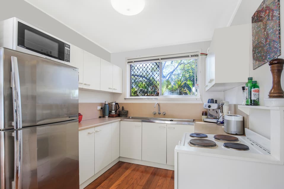 77 Hebe Street, Bardon - Thumbnail 6